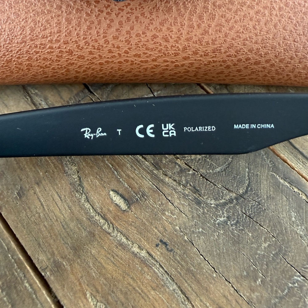 NWB Ray-Ban Justin Sunglasses - Picture 6 of 9